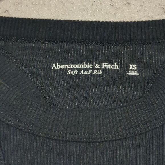Abercrombie & Fitch Ribbed Fitted Crop Tank Top, Size XS - Picture 2 of 3